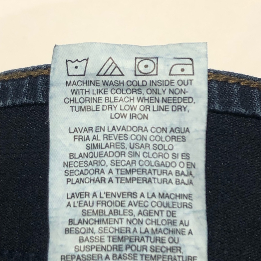 Lee Women’s Dark Blue Denim Mid Rise Capri Jeans Size 18W Medium - Picture 9 of 13